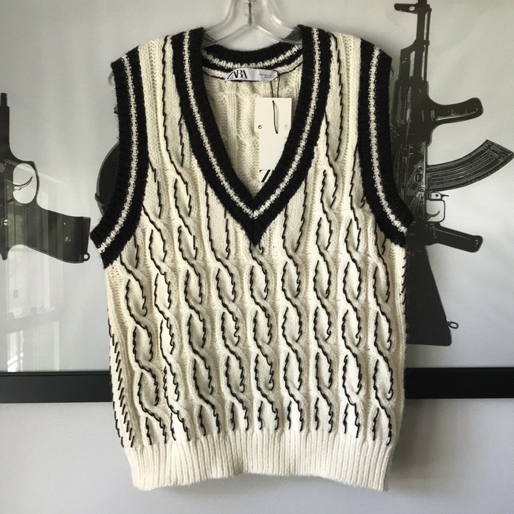 Zara Cream Cable Knit V-Neck Sweater Vest with Black Trim
